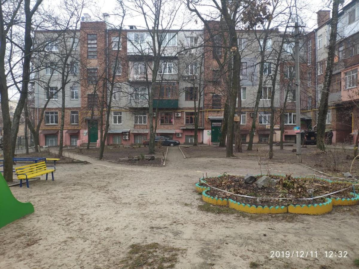 Квартира В Центре На Архитектора Бекетова ハルキウ エクステリア 写真